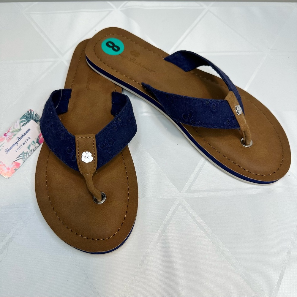 Tommy Bahama Woman’s Speedwell Navy Flip Flop Sandals Size 8 NWT